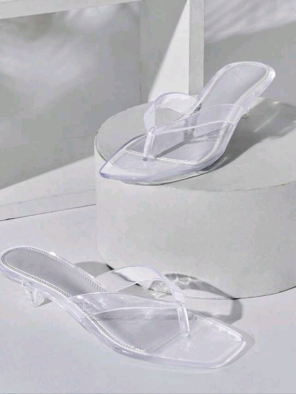 Clear PVC Kitten Heel Thong Sandals - White Size 7